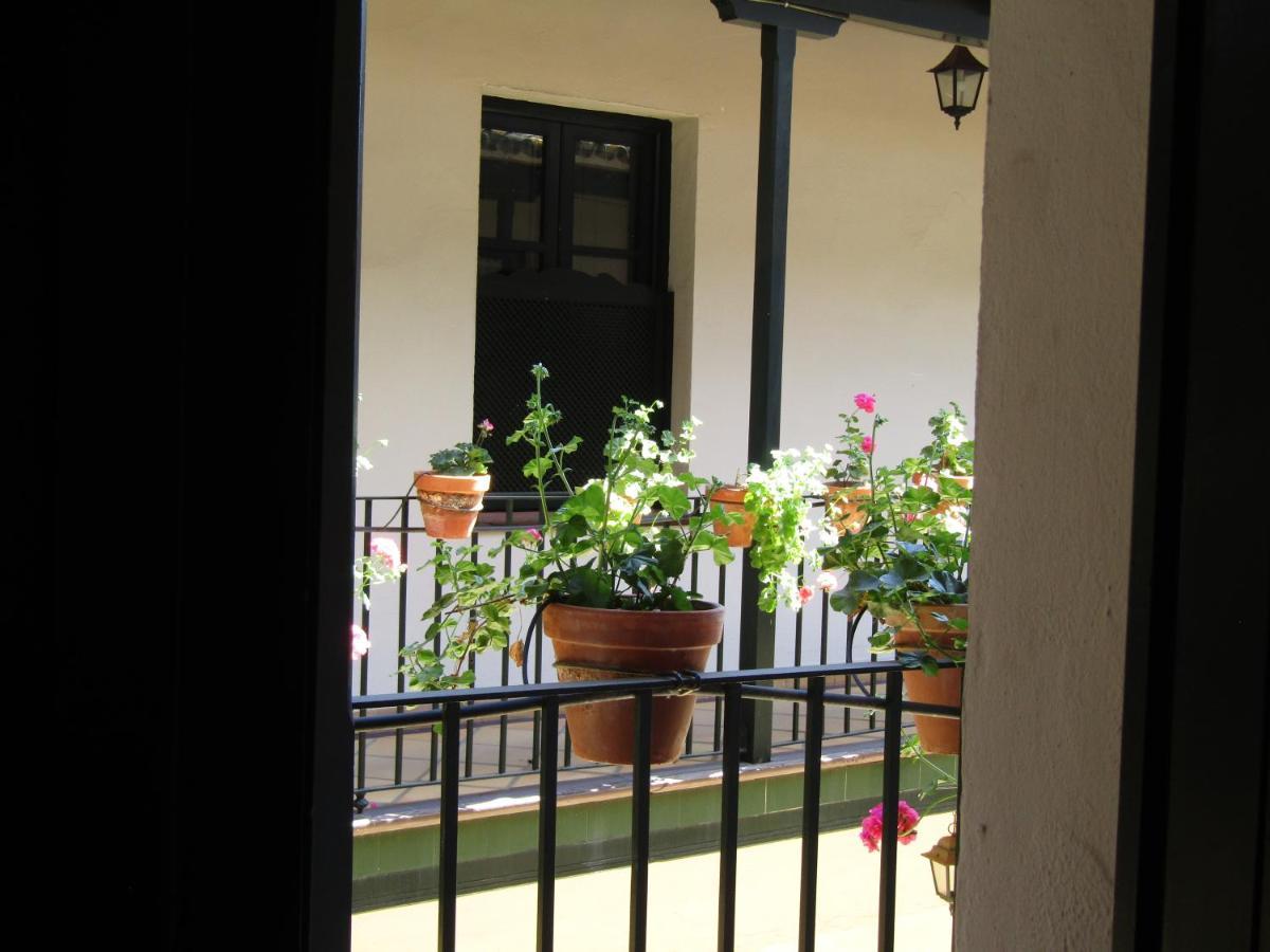 Apartamento Alameda Apartman Sevilla Kültér fotó